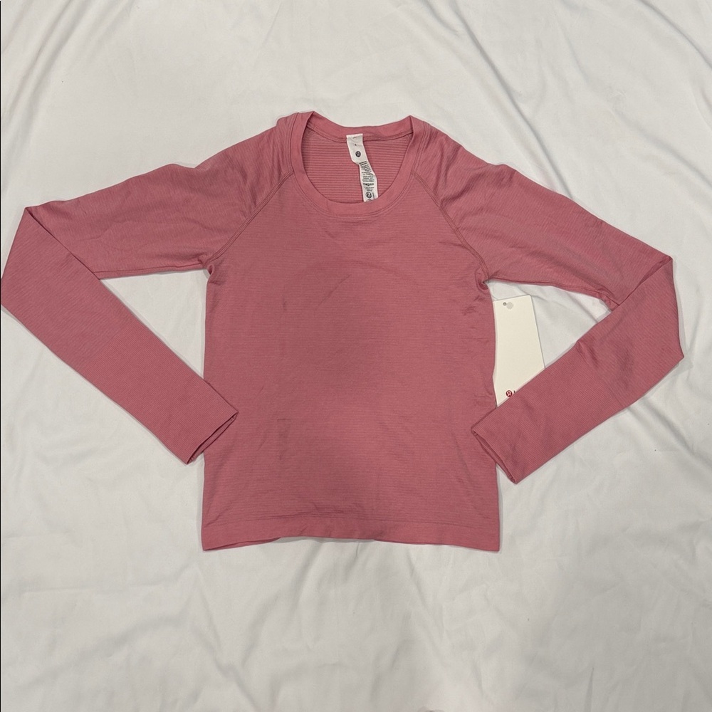 Lululemon Swiftly Tech Long Sleeve 2.0 Race Length Size 4